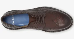 Finstock Brown
