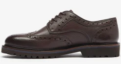 Finstock Brown