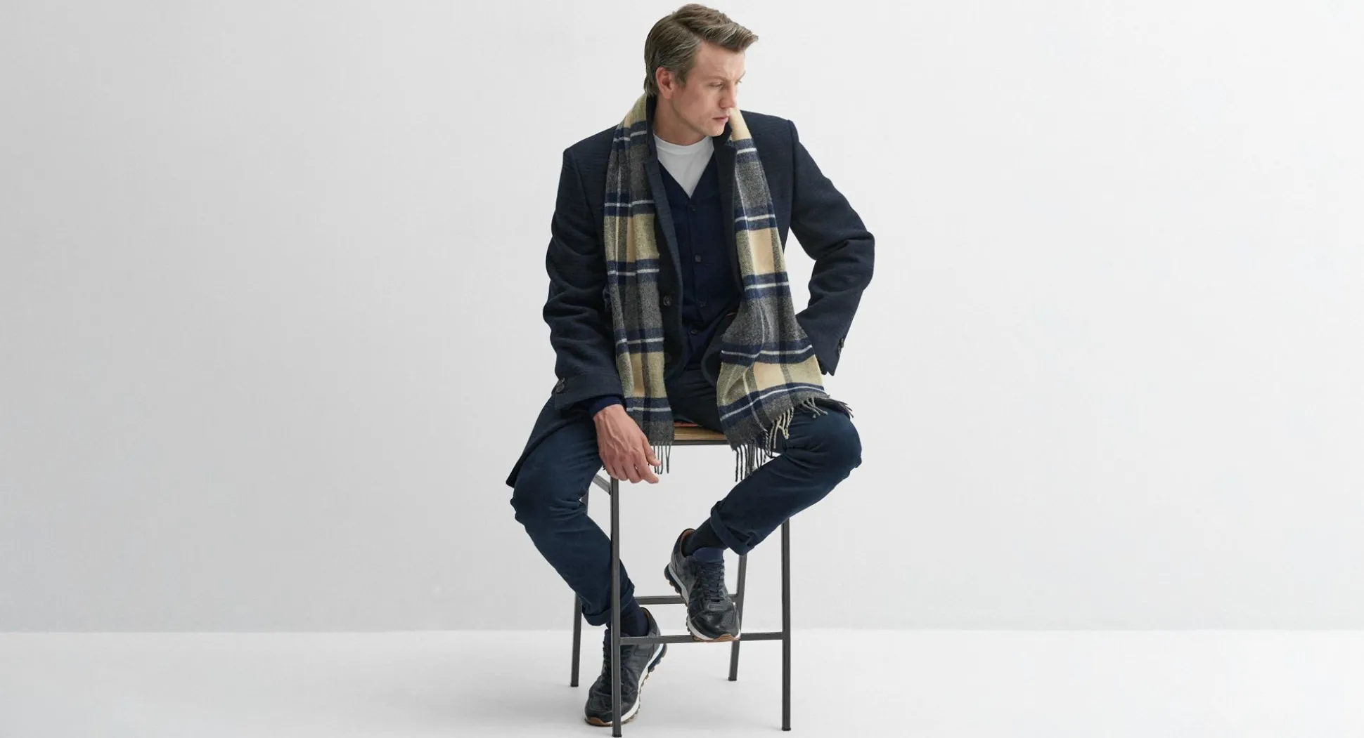 Knill Navy/Stone