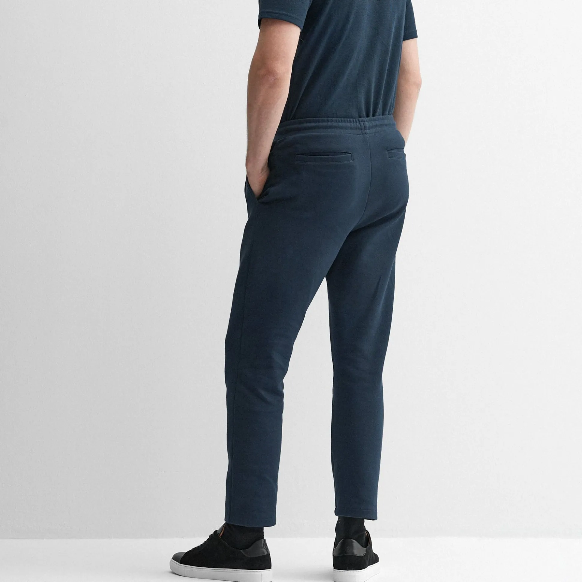 Strade Navy